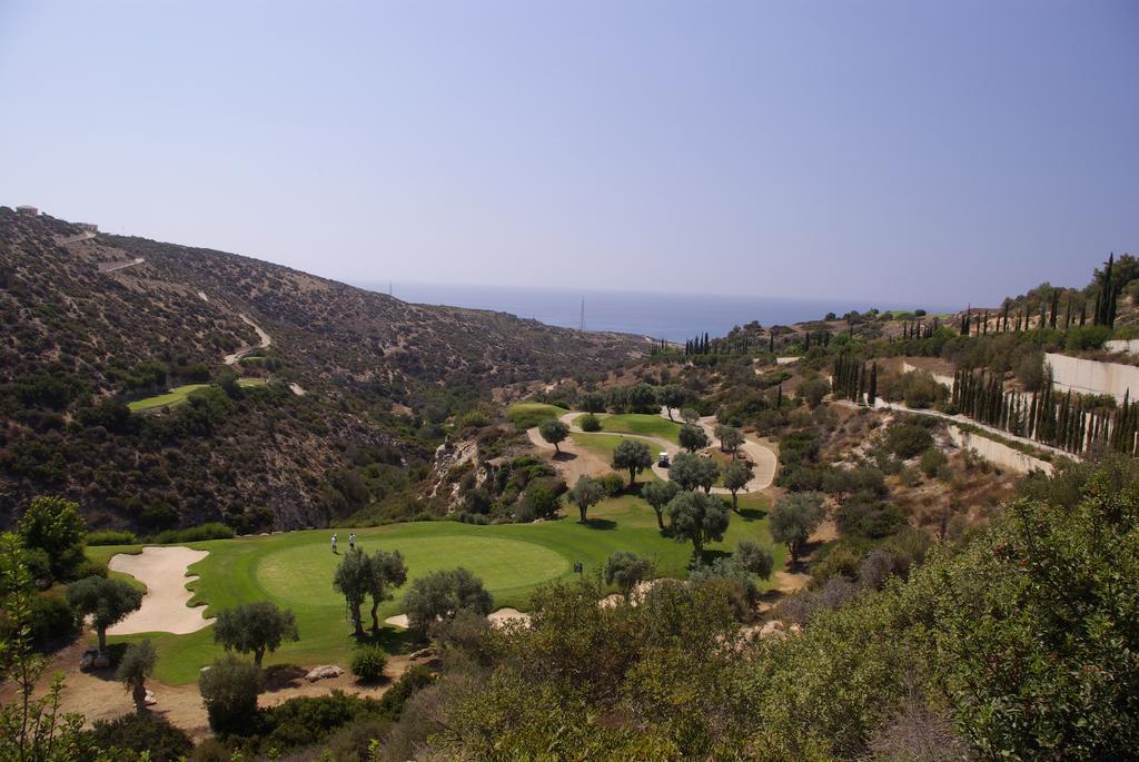 4 Bedroom Villa Helidoni With Private Infinity Pool, Aphrodite Hills Resort Kouklia Bilik gambar
