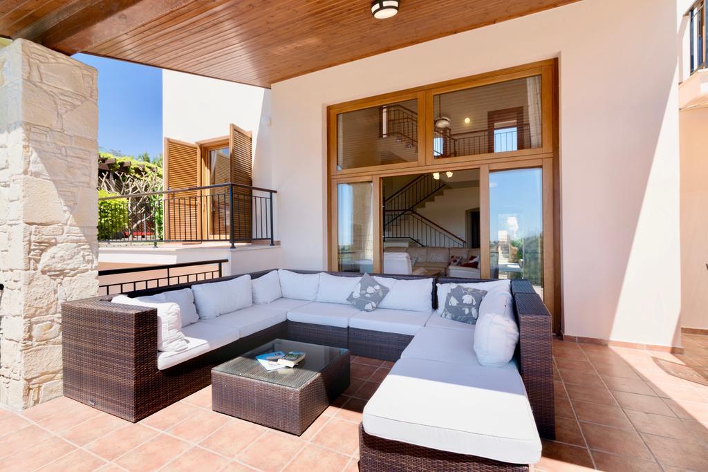 4 Bedroom Villa Helidoni With Private Infinity Pool, Aphrodite Hills Resort Kouklia Luaran gambar