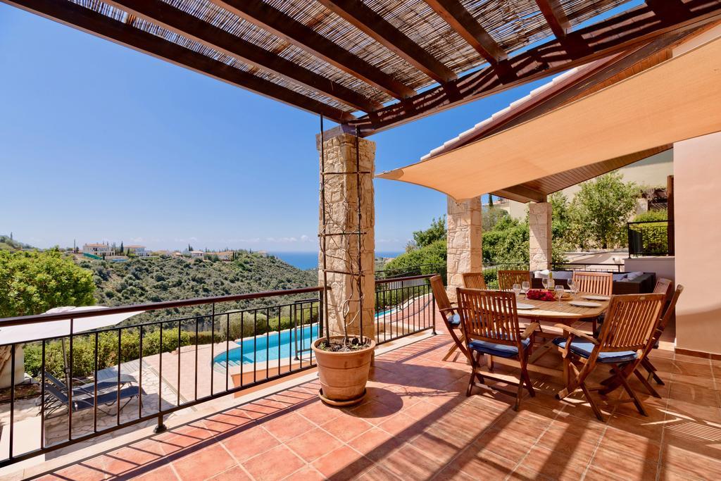 4 Bedroom Villa Helidoni With Private Infinity Pool, Aphrodite Hills Resort Kouklia Luaran gambar
