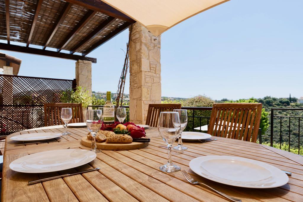 4 Bedroom Villa Helidoni With Private Infinity Pool, Aphrodite Hills Resort Kouklia Luaran gambar