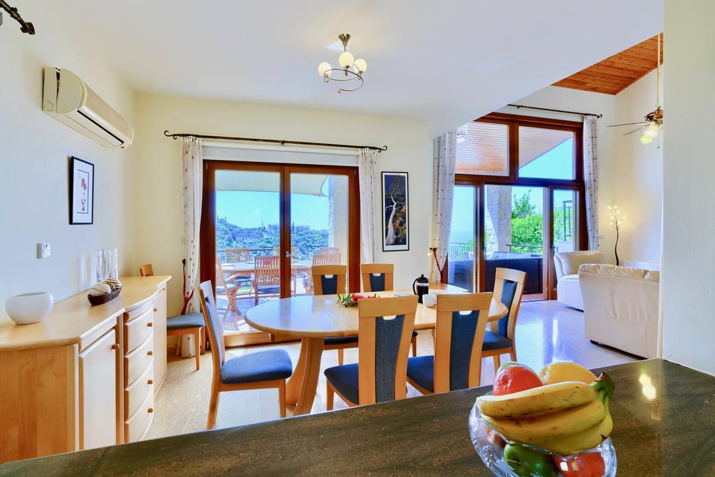 4 Bedroom Villa Helidoni With Private Infinity Pool, Aphrodite Hills Resort Kouklia Luaran gambar